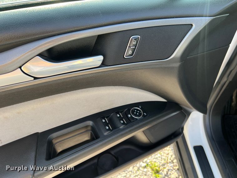 image for item LI9564 2014 Ford Fusion