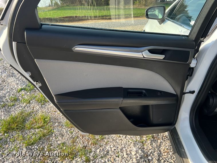 image for item LI9564 2014 Ford Fusion