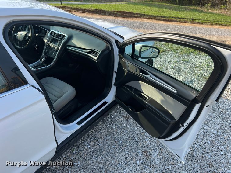 image for item LI9564 2014 Ford Fusion