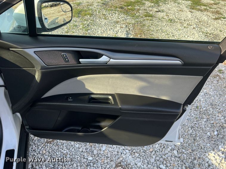 image for item LI9564 2014 Ford Fusion