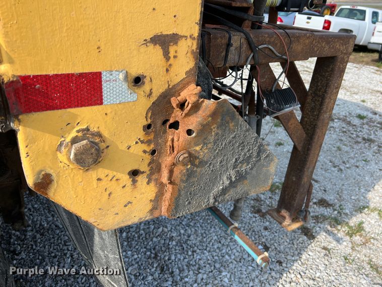 image for item LI9565 2006 International 7400 dump truck