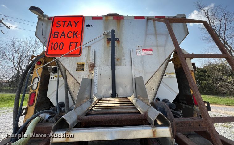 image for item LI9565 2006 International 7400 dump truck