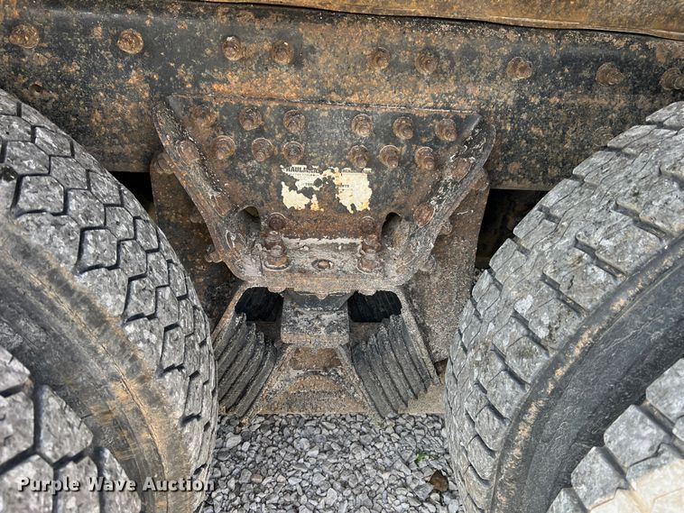 image for item LI9565 2006 International 7400 dump truck