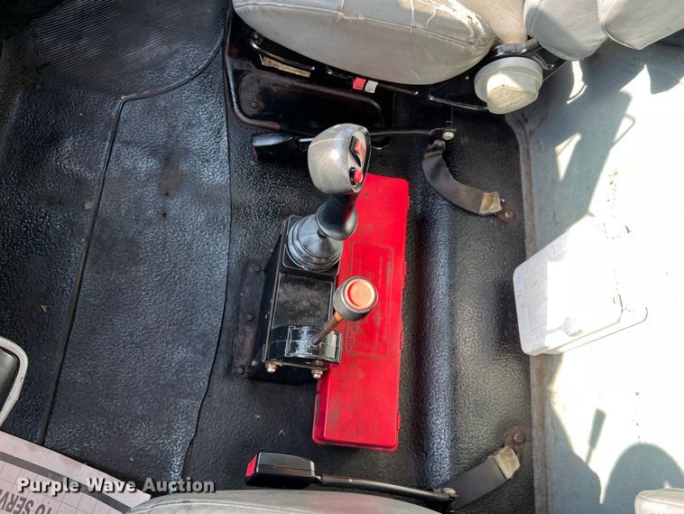 image for item LI9565 2006 International 7400 dump truck