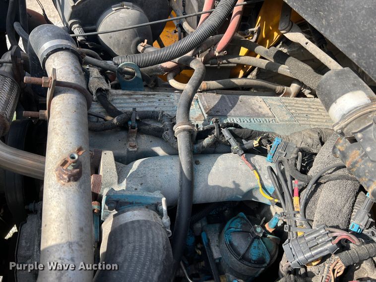 image for item LI9565 2006 International 7400 dump truck