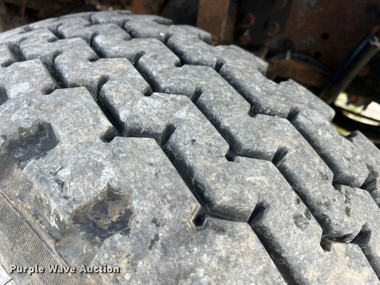 image for item LI9565 2006 International 7400 dump truck