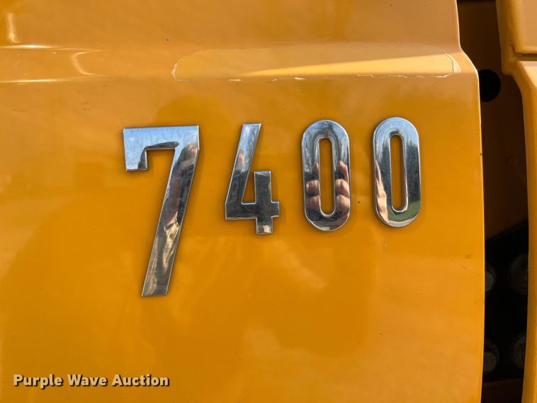 image for item LI9565 2006 International 7400 dump truck