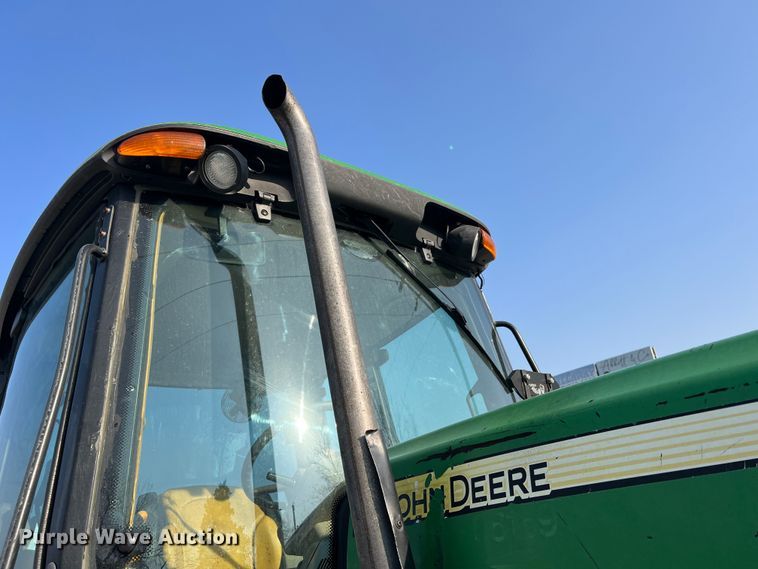 image for item LI9566 John Deere 7130  tractor