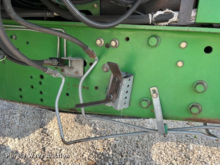 image for item LI9566 John Deere 7130  tractor