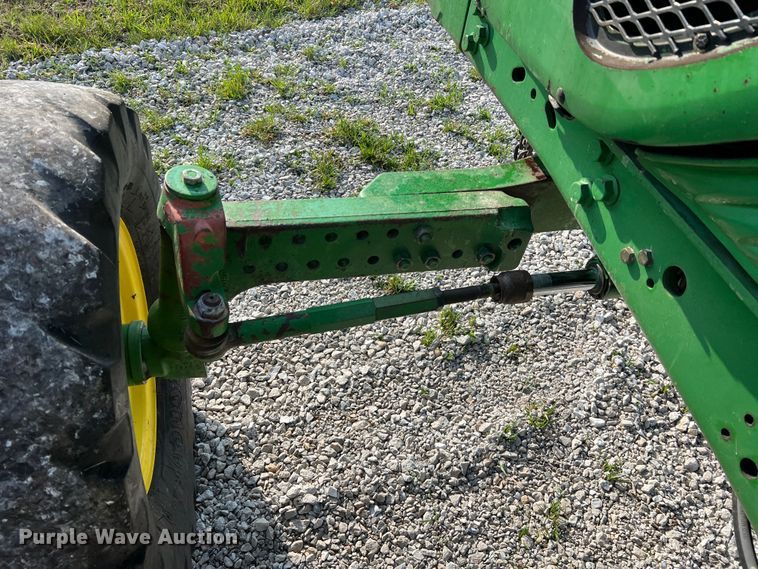 image for item LI9566 John Deere 7130  tractor