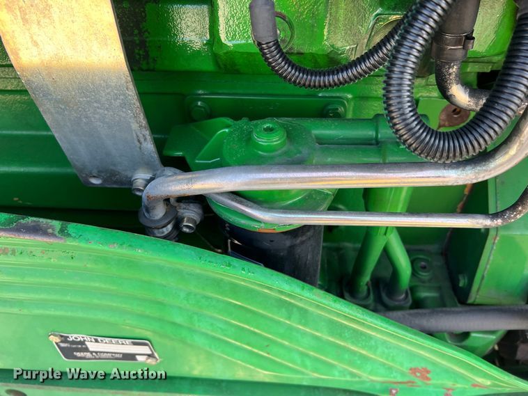 image for item LI9566 John Deere 7130  tractor