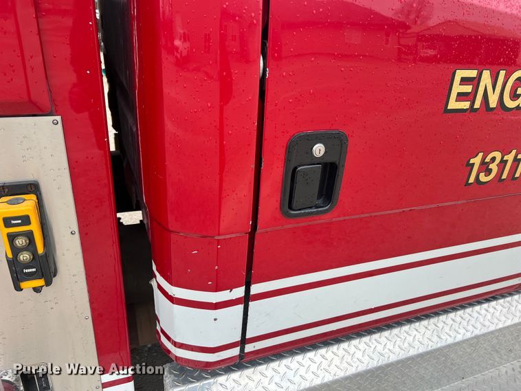 image for item LI9571 1995 Freightliner FL70  pumper fire truck
