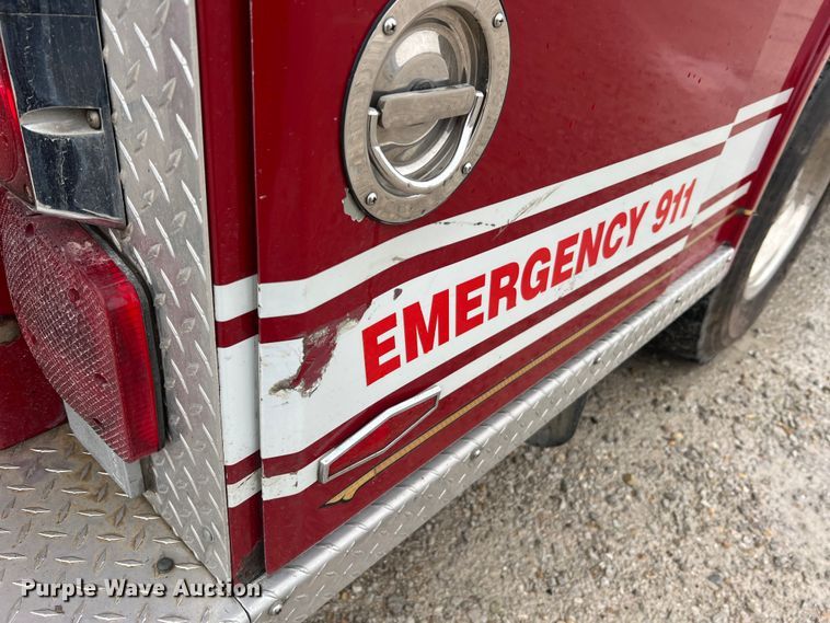 image for item LI9571 1995 Freightliner FL70  pumper fire truck