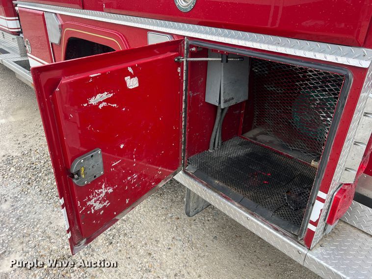 image for item LI9571 1995 Freightliner FL70  pumper fire truck