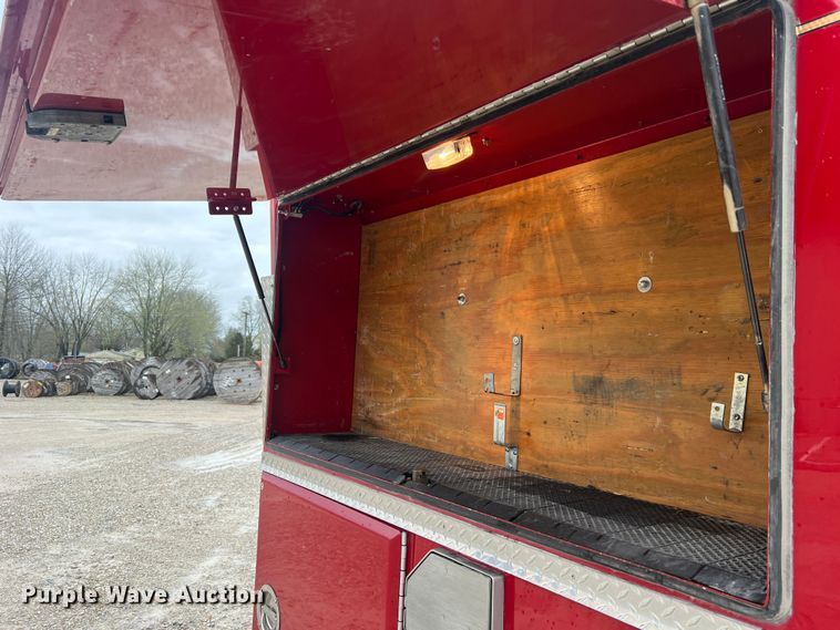 image for item LI9571 1995 Freightliner FL70  pumper fire truck