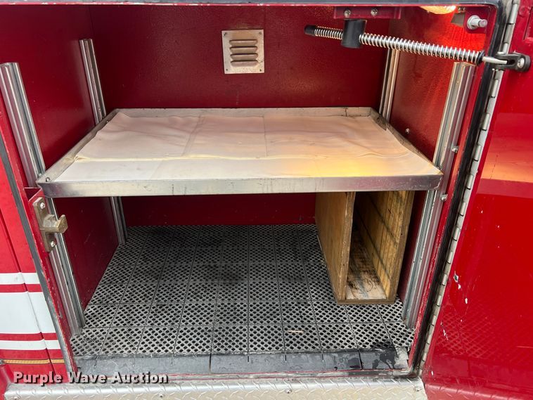 image for item LI9571 1995 Freightliner FL70  pumper fire truck