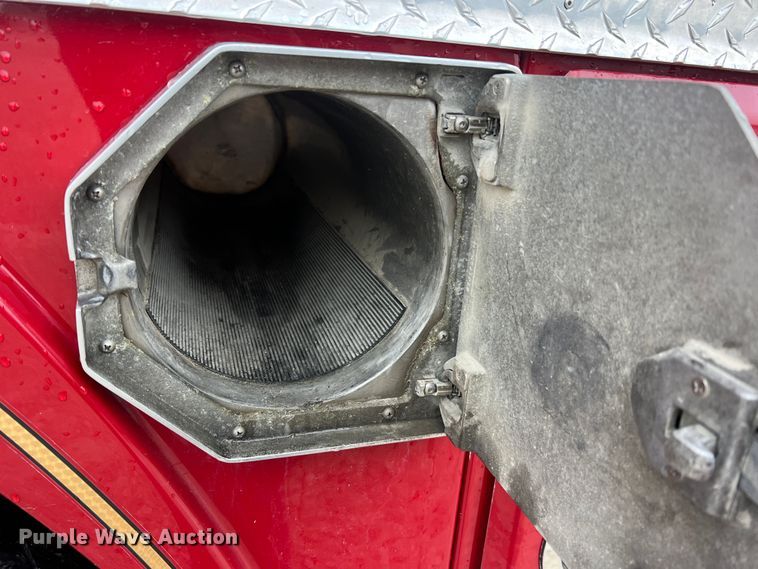 image for item LI9571 1995 Freightliner FL70  pumper fire truck