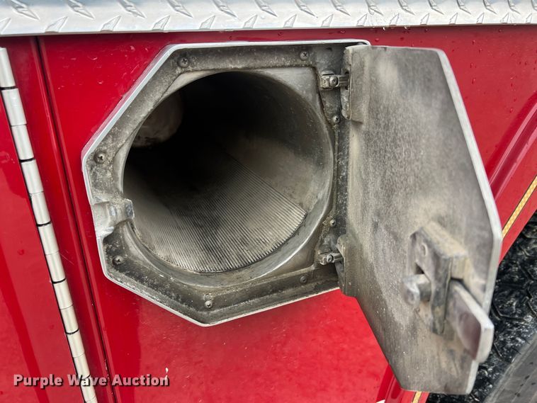 image for item LI9571 1995 Freightliner FL70  pumper fire truck