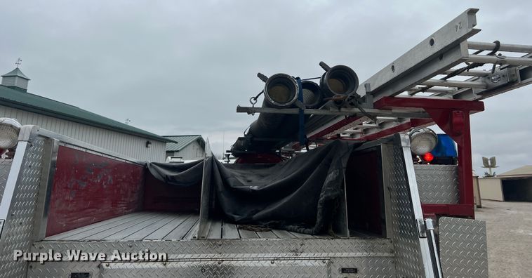 image for item LI9571 1995 Freightliner FL70  pumper fire truck