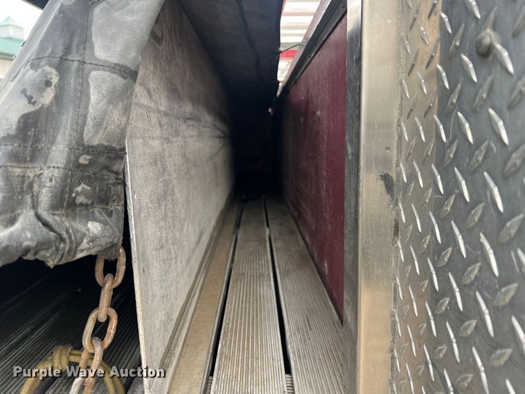 image for item LI9571 1995 Freightliner FL70  pumper fire truck