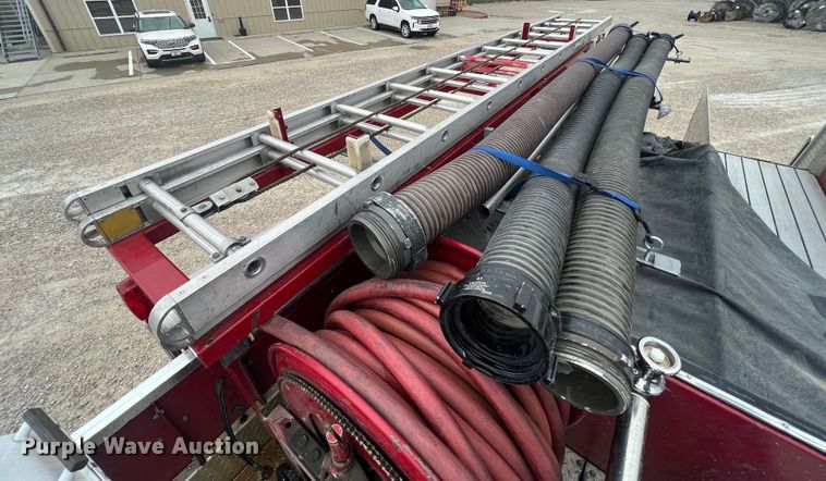 image for item LI9571 1995 Freightliner FL70  pumper fire truck