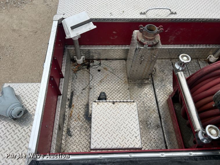 image for item LI9571 1995 Freightliner FL70  pumper fire truck