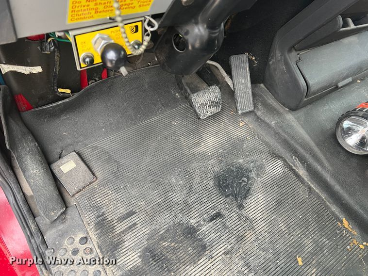 image for item LI9571 1995 Freightliner FL70  pumper fire truck