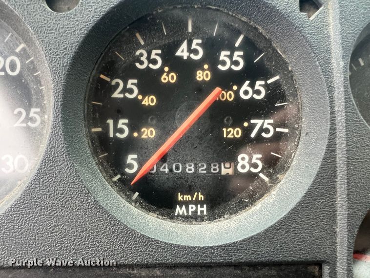 image for item LI9571 1995 Freightliner FL70  pumper fire truck