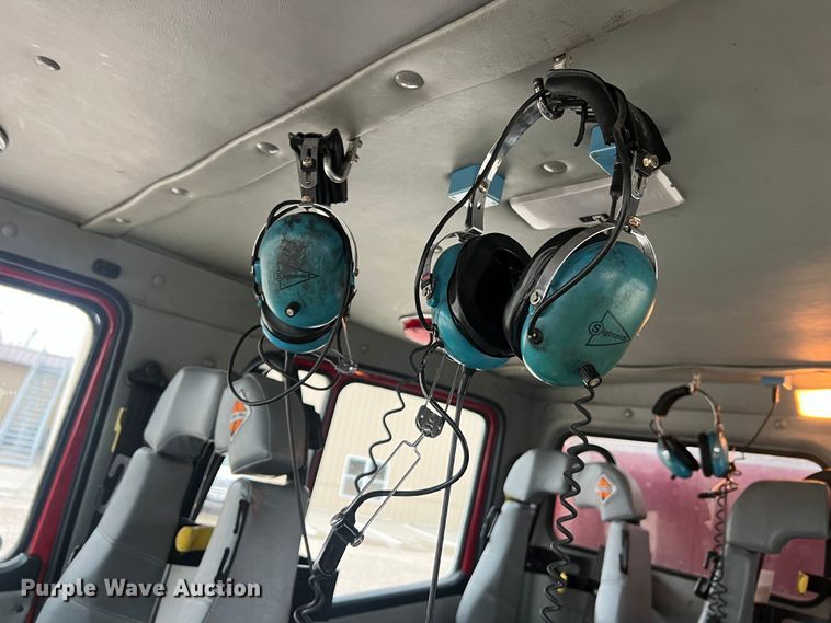 image for item LI9571 1995 Freightliner FL70  pumper fire truck