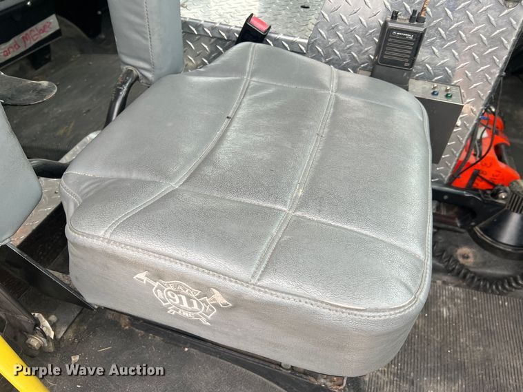 image for item LI9571 1995 Freightliner FL70  pumper fire truck