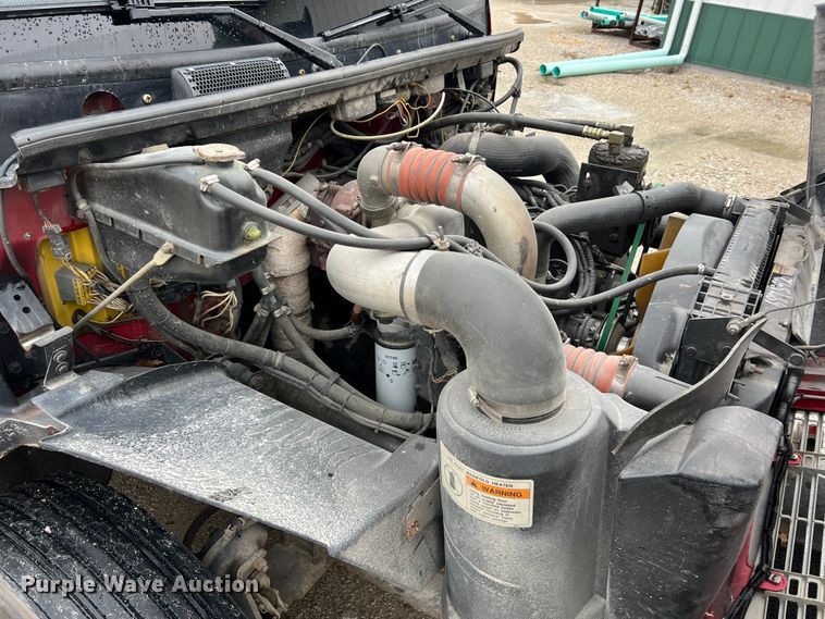 image for item LI9571 1995 Freightliner FL70  pumper fire truck