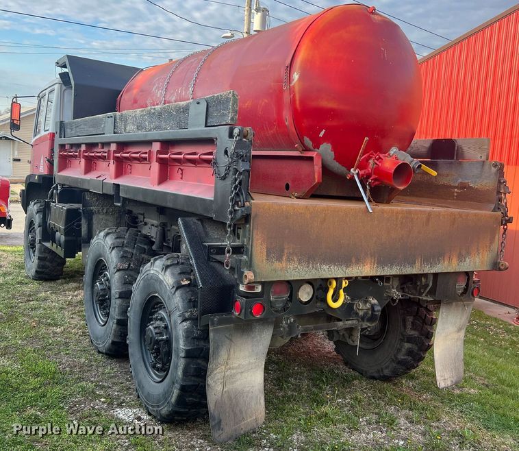 image for item LI9583 1999 Stewart & Stevenson MTV M-1090  dump truck