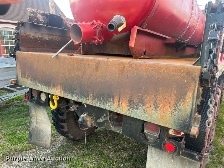 image for item LI9583 1999 Stewart & Stevenson MTV M-1090  dump truck