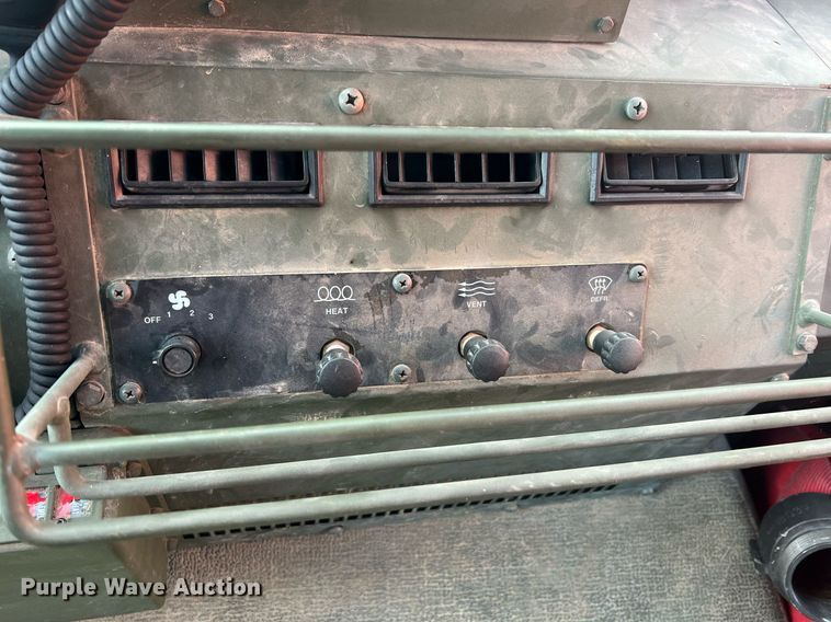 image for item LI9583 1999 Stewart & Stevenson MTV M-1090  dump truck