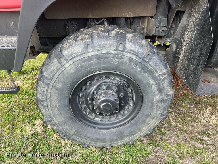 image for item LI9583 1999 Stewart & Stevenson MTV M-1090  dump truck