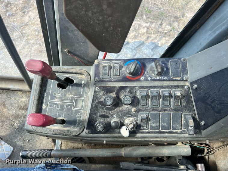 image for item LI9586 1997 Champion 710A Series IV  motor grader