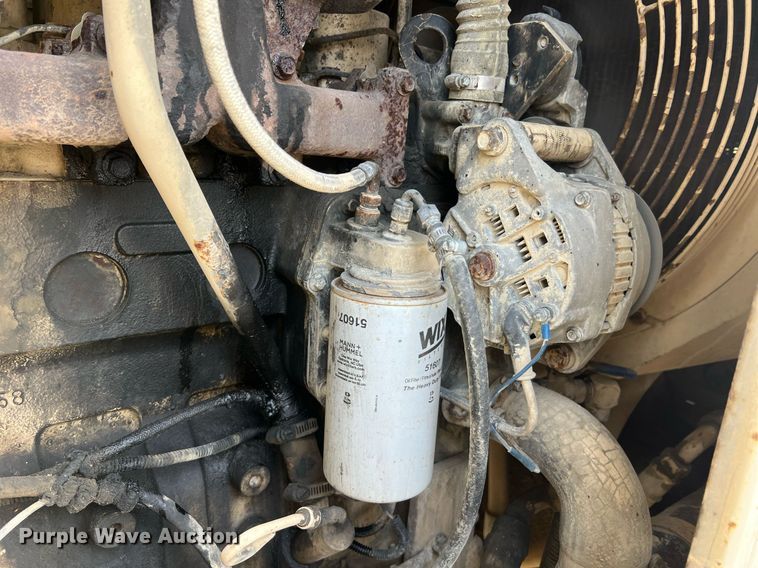 image for item LI9586 1997 Champion 710A Series IV  motor grader