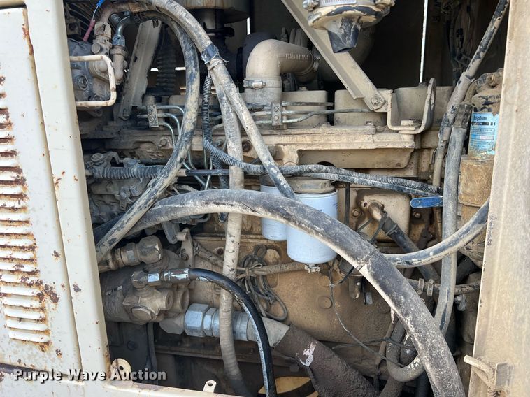 image for item LI9586 1997 Champion 710A Series IV  motor grader