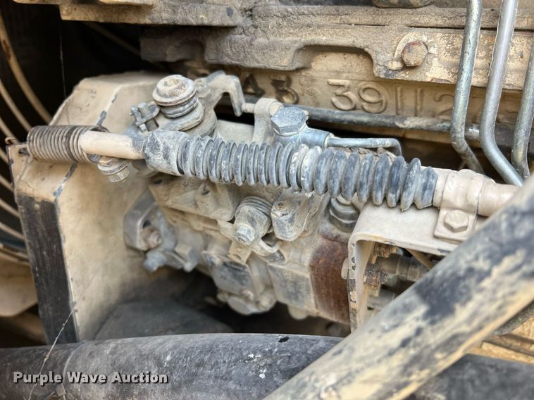 image for item LI9586 1997 Champion 710A Series IV  motor grader