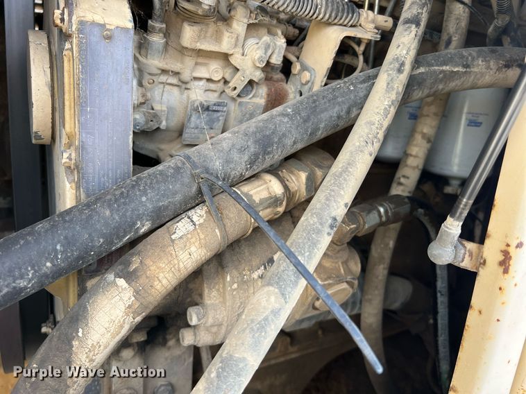 image for item LI9586 1997 Champion 710A Series IV  motor grader