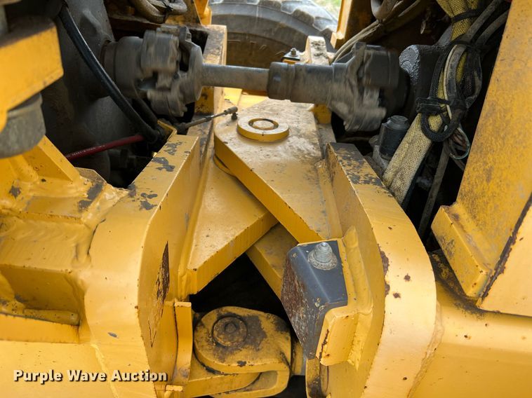 image for item LI9587 1999 Champion 710A Series V VHP  motor grader