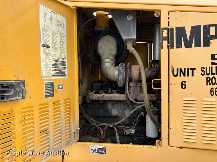 image for item LI9587 1999 Champion 710A Series V VHP  motor grader