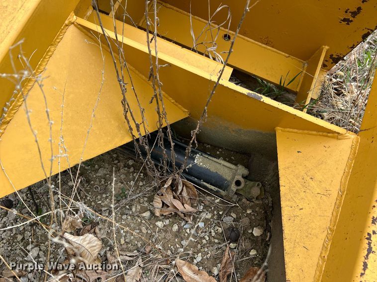 image for item LI9590 The Retriever  shoulder conditioner