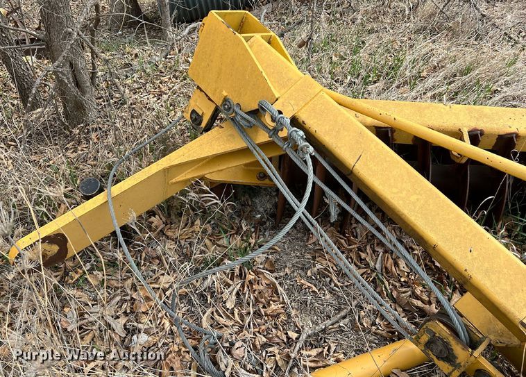 image for item LI9590 The Retriever  shoulder conditioner