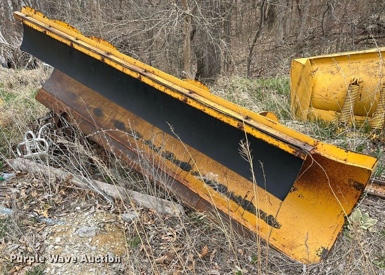 image for item LI9591 (3) snow plows