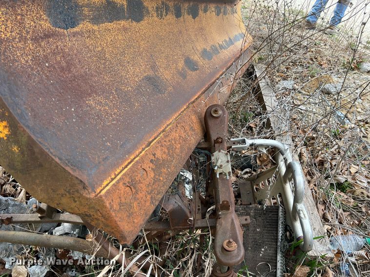 image for item LI9591 (3) snow plows