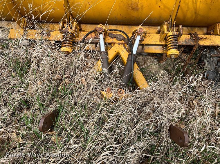 image for item LI9591 (3) snow plows