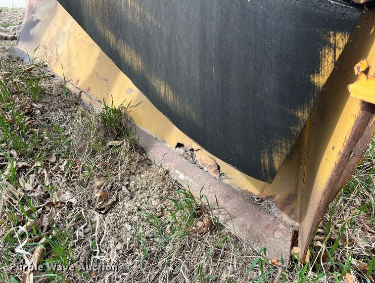 image for item LI9591 (3) snow plows