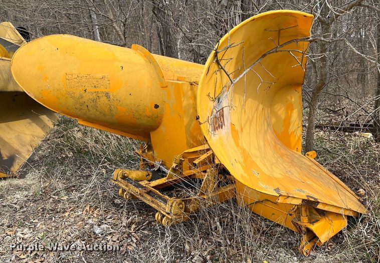 image for item LI9591 (3) snow plows