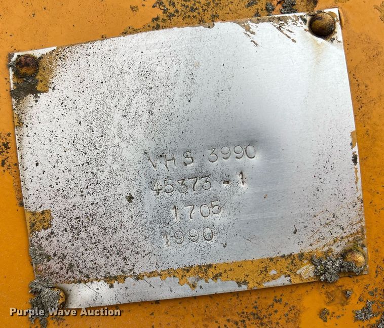 image for item LI9591 (3) snow plows